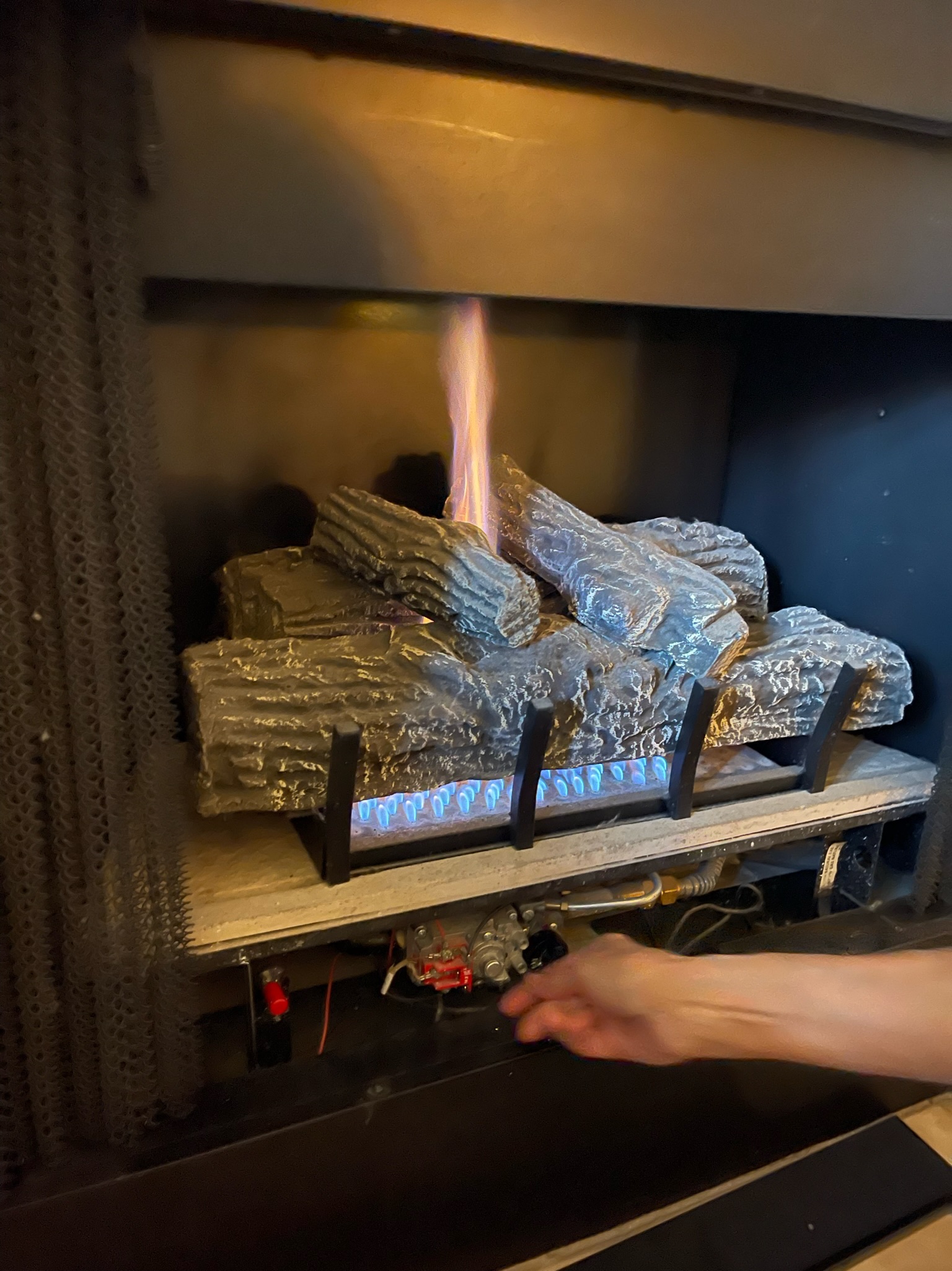 Fixing Electric Fireplace and Start Igniter (Image Not Found)